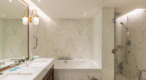 Le Meridien Dubai Hotel & Conference Centre image 5